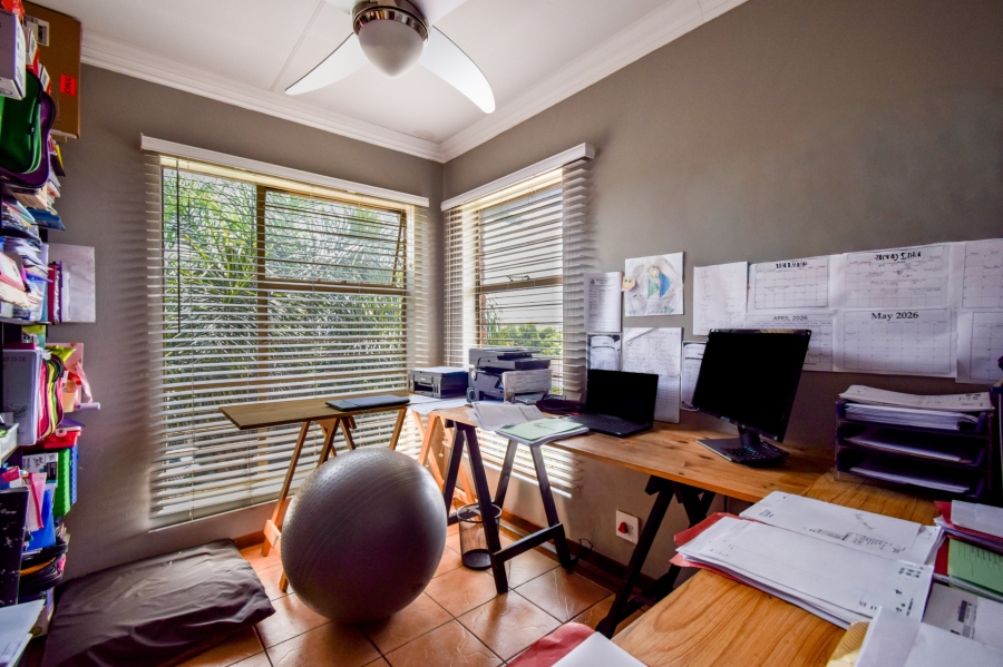 4 Bedroom Property for Sale in Moreleta Park Gauteng