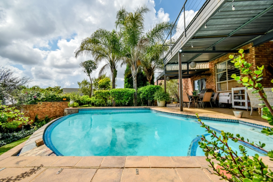 4 Bedroom Property for Sale in Moreleta Park Gauteng