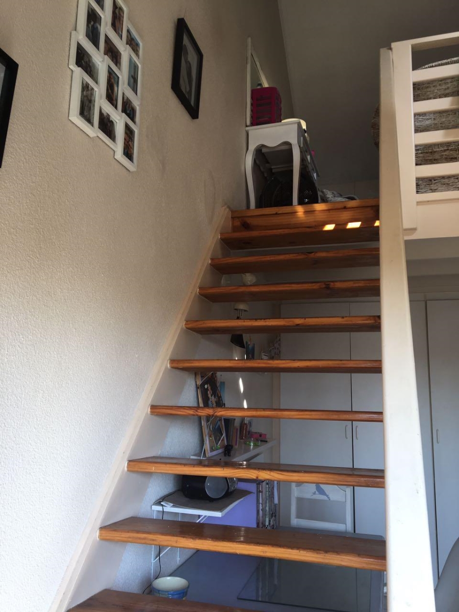 1 Bedroom Property for Sale in Hatfield Gauteng