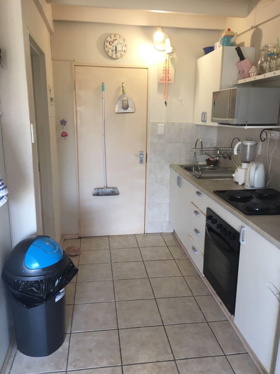 1 Bedroom Property for Sale in Hatfield Gauteng