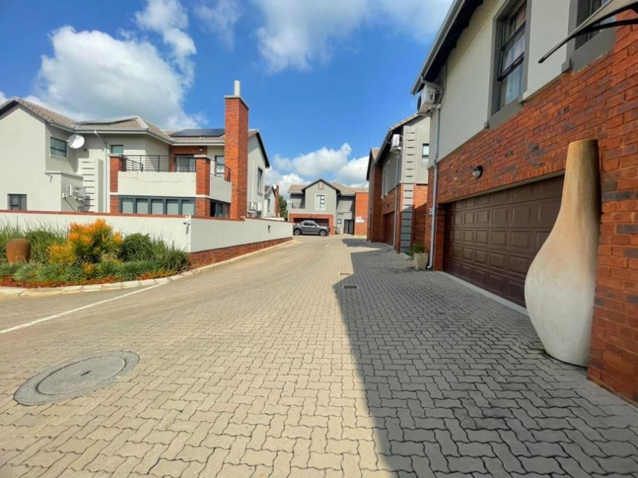 4 Bedroom Property for Sale in Meyersdal Nature Estate Gauteng