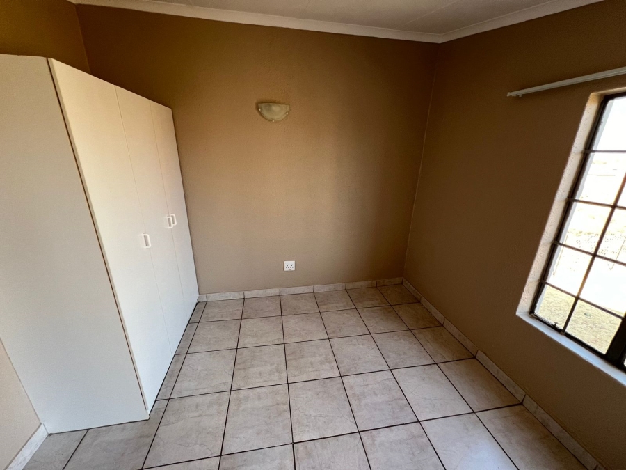To Let 2 Bedroom Property for Rent in Windmill Park Gauteng