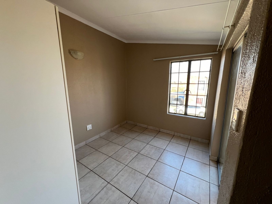 To Let 2 Bedroom Property for Rent in Windmill Park Gauteng
