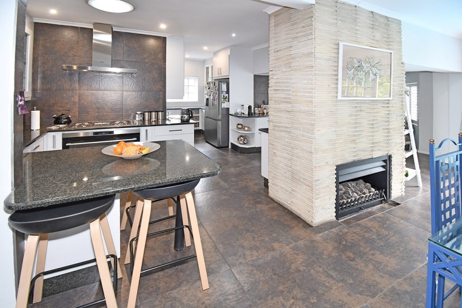 3 Bedroom Property for Sale in Parkmore Gauteng