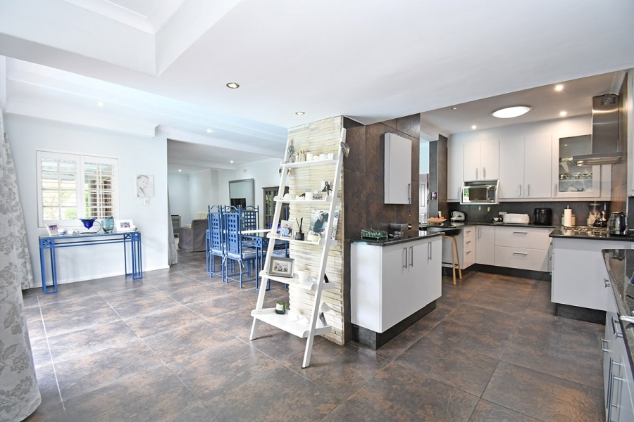 3 Bedroom Property for Sale in Parkmore Gauteng