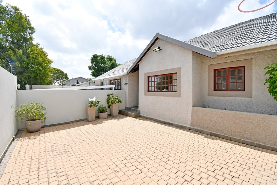 3 Bedroom Property for Sale in Parkmore Gauteng