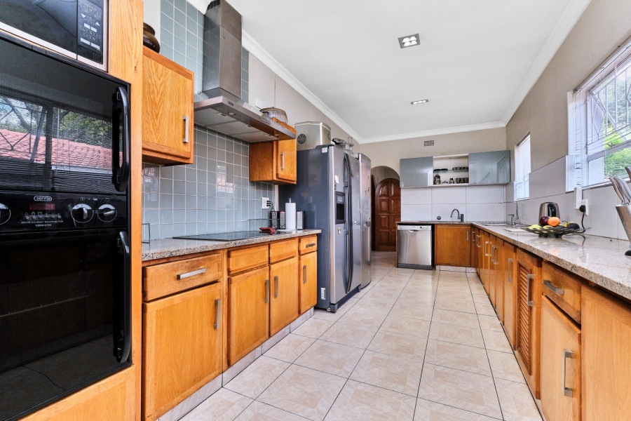 5 Bedroom Property for Sale in Morningside Manor Gauteng