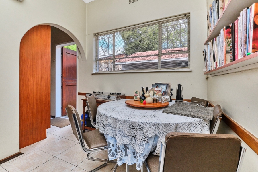 5 Bedroom Property for Sale in Morningside Manor Gauteng