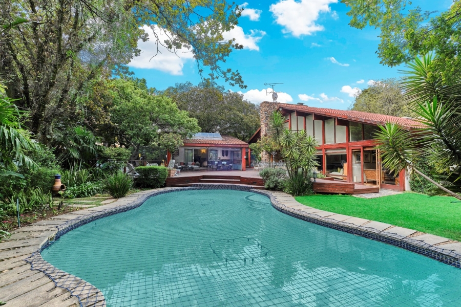 5 Bedroom Property for Sale in Morningside Manor Gauteng