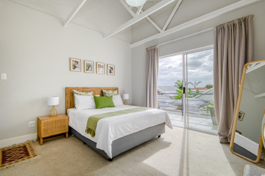 3 Bedroom Property for Sale in Linden Gauteng