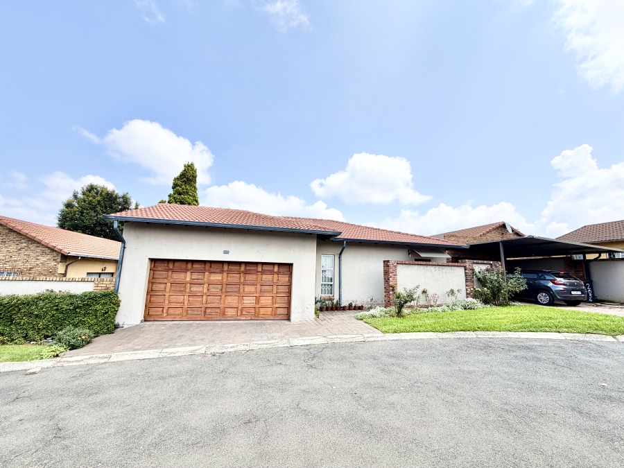 3 Bedroom Property for Sale in Kyalami Hills Gauteng