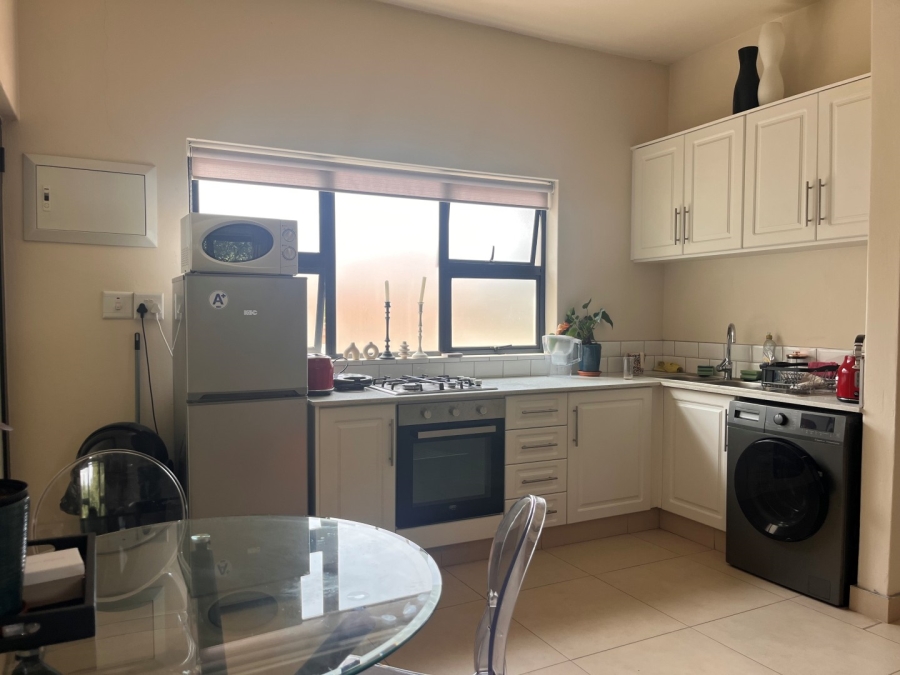 To Let 1 Bedroom Property for Rent in Glenhazel Gauteng