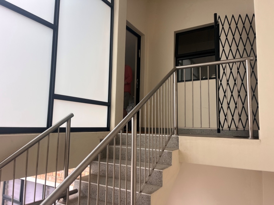 To Let 1 Bedroom Property for Rent in Glenhazel Gauteng