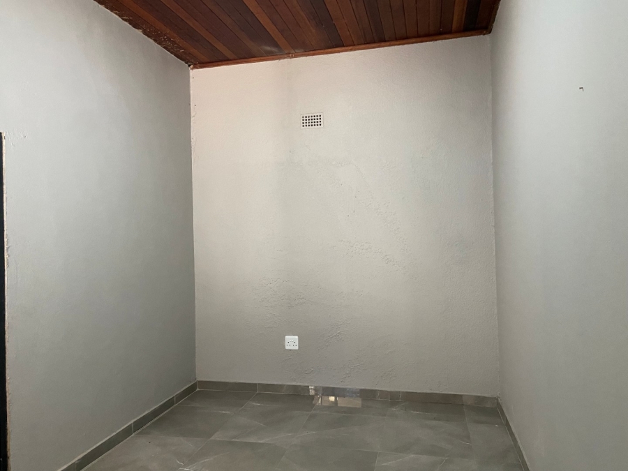 1 Bedroom Property for Sale in Ferndale Gauteng