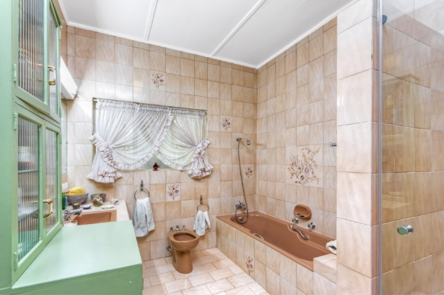 3 Bedroom Property for Sale in Orange Grove Gauteng