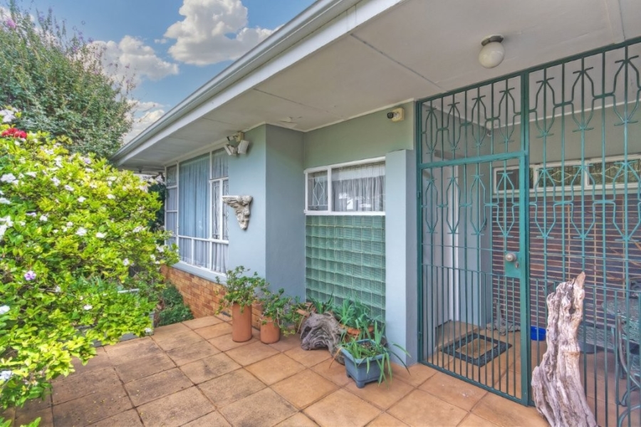 3 Bedroom Property for Sale in Orange Grove Gauteng