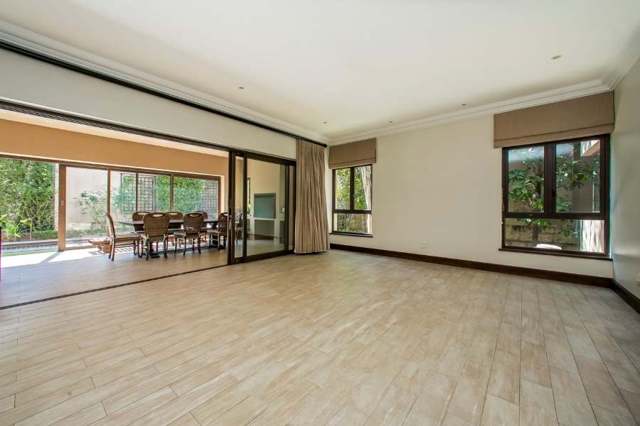 To Let 4 Bedroom Property for Rent in Hyde Park Gauteng