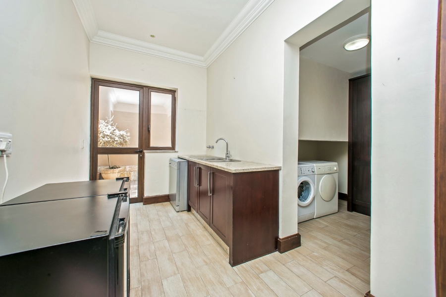 To Let 4 Bedroom Property for Rent in Hyde Park Gauteng