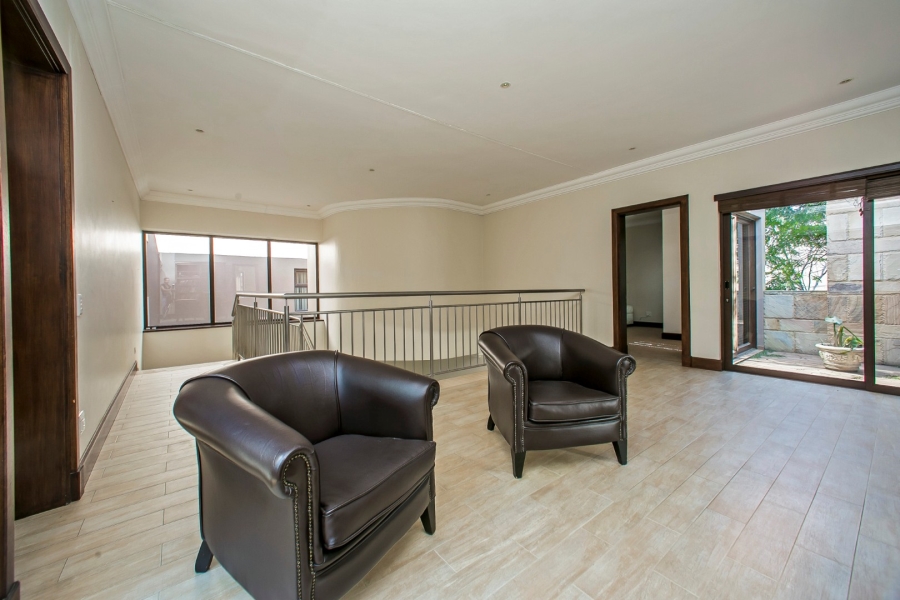 To Let 4 Bedroom Property for Rent in Hyde Park Gauteng