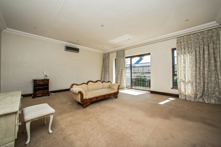 To Let 4 Bedroom Property for Rent in Hyde Park Gauteng