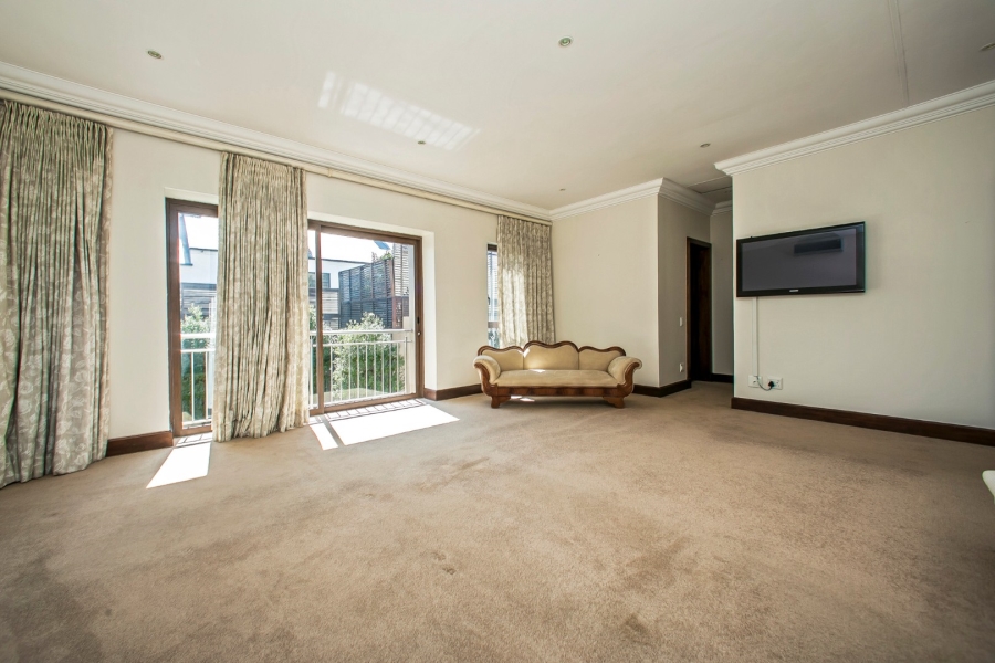 To Let 4 Bedroom Property for Rent in Hyde Park Gauteng