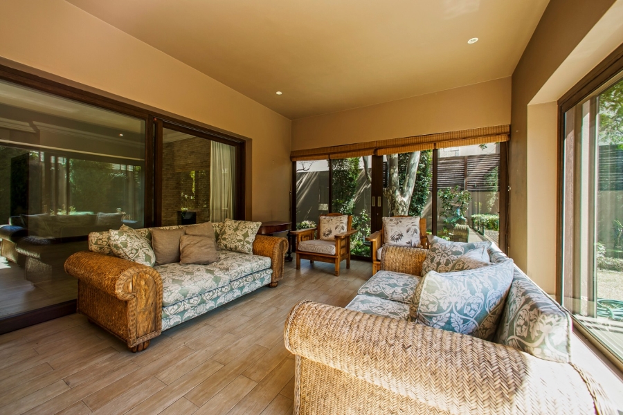 To Let 4 Bedroom Property for Rent in Hyde Park Gauteng