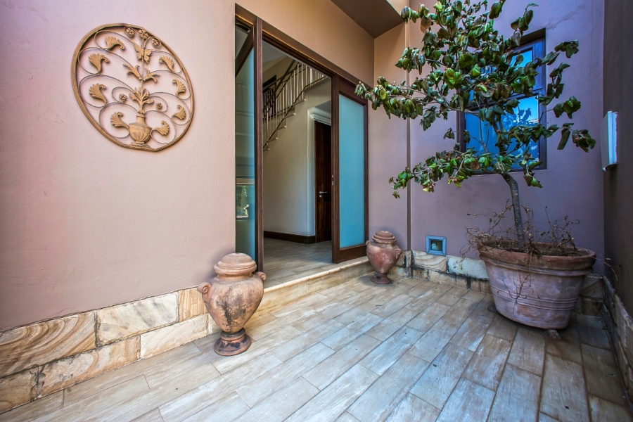 To Let 4 Bedroom Property for Rent in Hyde Park Gauteng