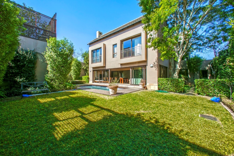 To Let 4 Bedroom Property for Rent in Hyde Park Gauteng