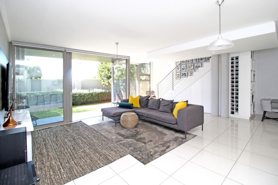 3 Bedroom Property for Sale in Hurlingham Gauteng