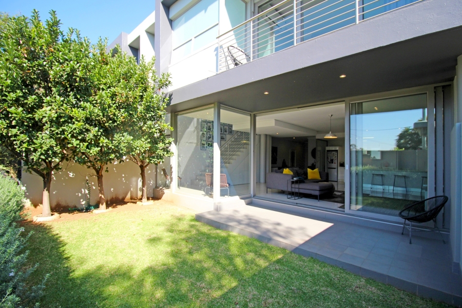 3 Bedroom Property for Sale in Hurlingham Gauteng