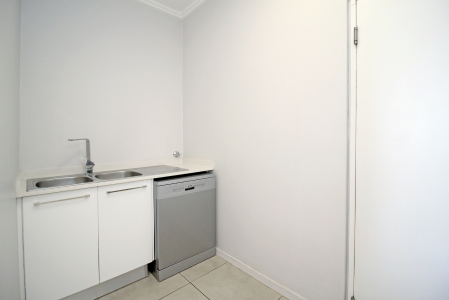 3 Bedroom Property for Sale in Hurlingham Gauteng