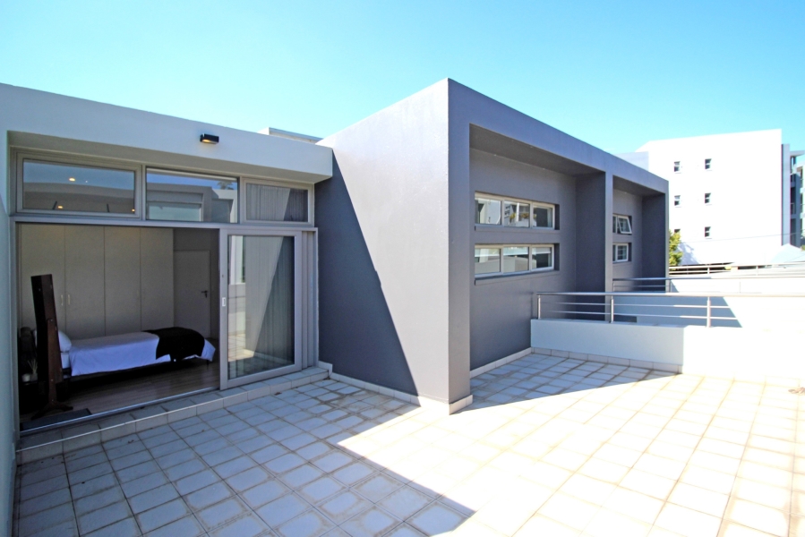 3 Bedroom Property for Sale in Hurlingham Gauteng