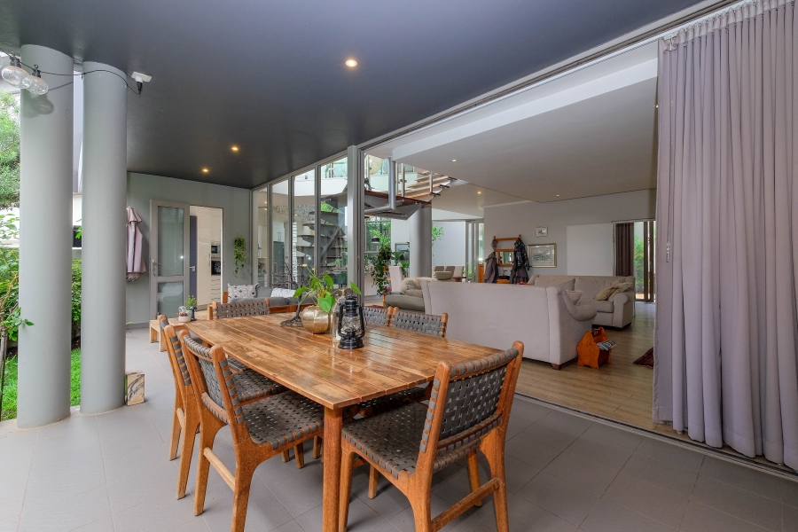 4 Bedroom Property for Sale in Hurlingham Gauteng