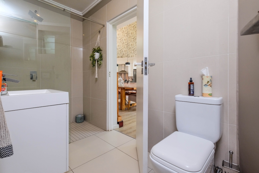 4 Bedroom Property for Sale in Hurlingham Gauteng