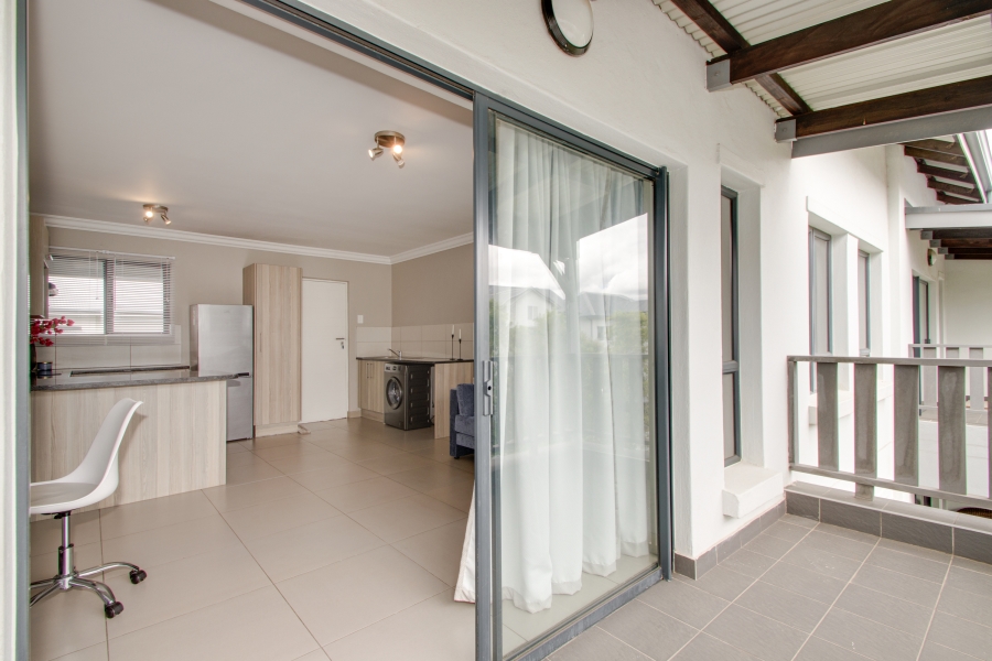 1 Bedroom Property for Sale in Chartwell Gauteng