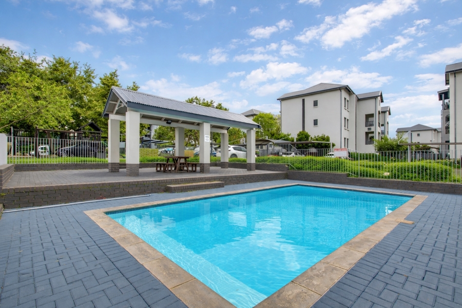 1 Bedroom Property for Sale in Chartwell Gauteng