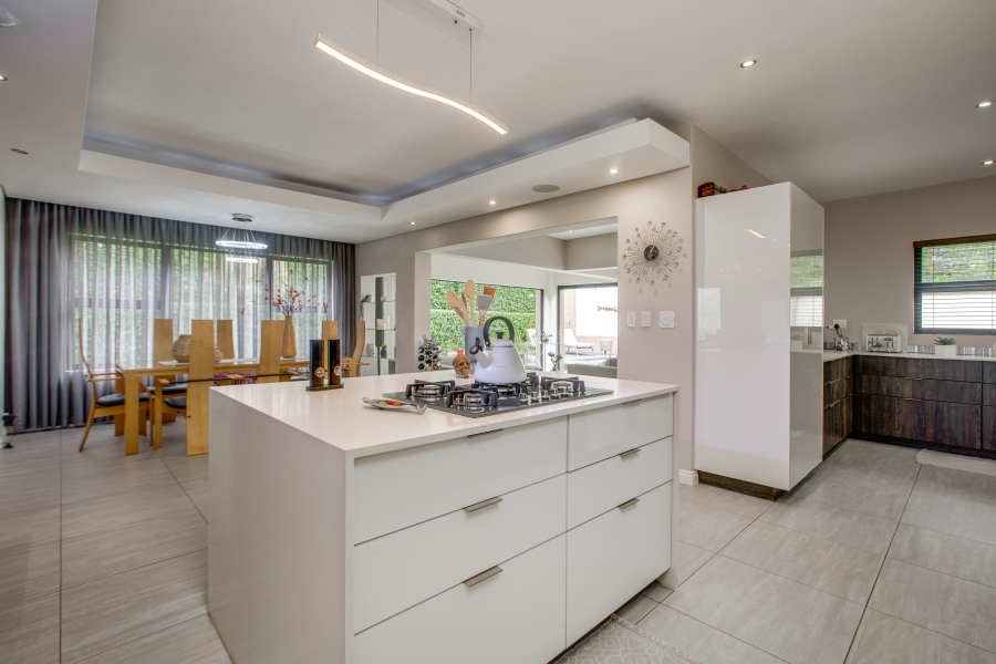 3 Bedroom Property for Sale in Bryanston Gauteng