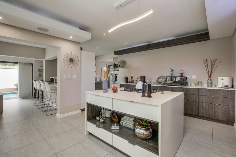 3 Bedroom Property for Sale in Bryanston Gauteng