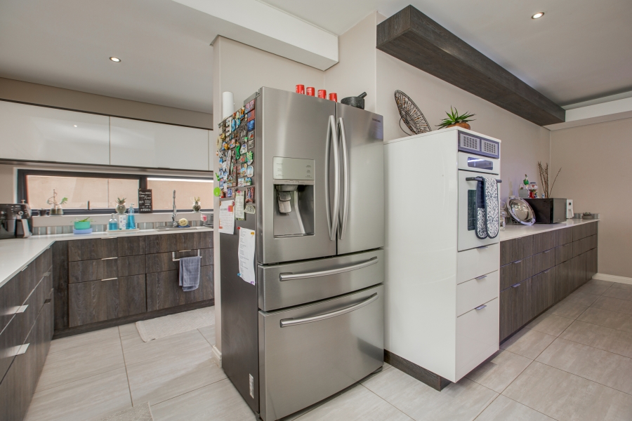 3 Bedroom Property for Sale in Bryanston Gauteng