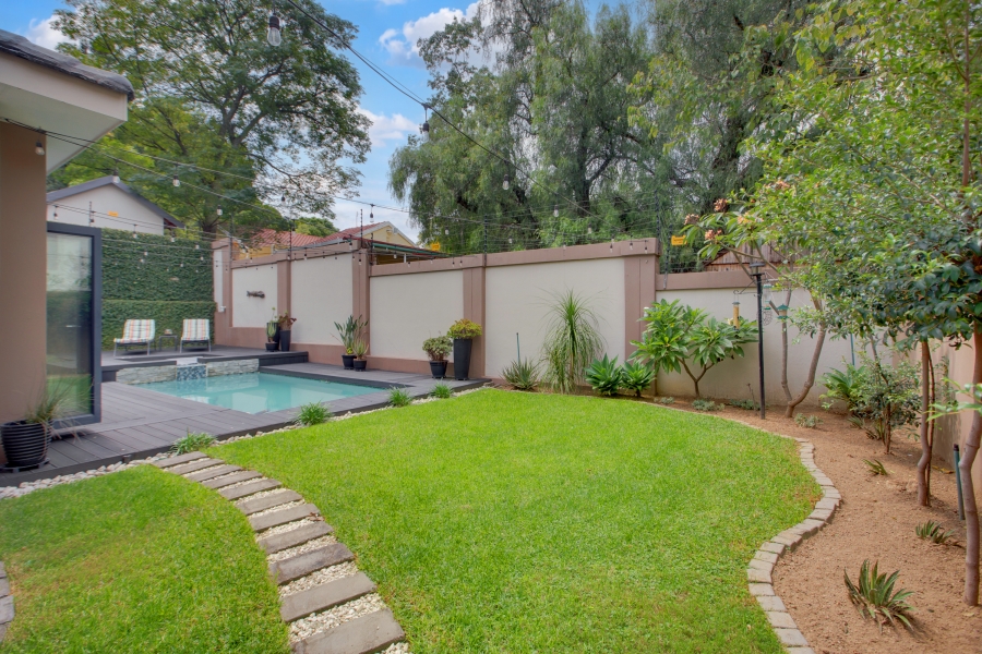 3 Bedroom Property for Sale in Bryanston Gauteng