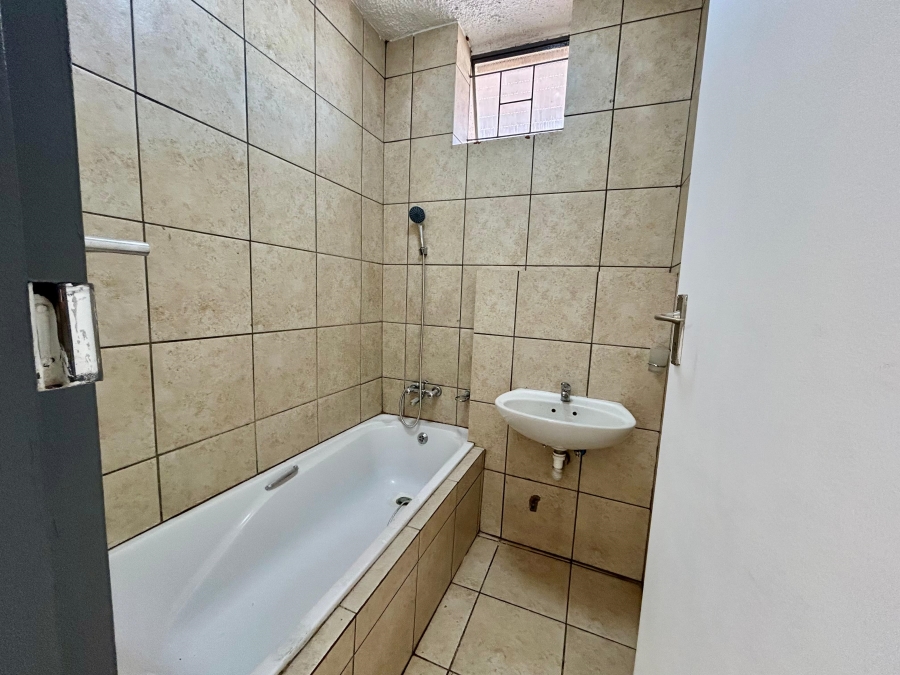 3 Bedroom Property for Sale in Sunnyside Gauteng
