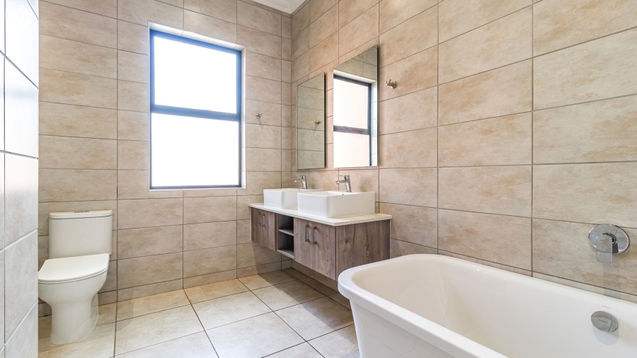 3 Bedroom Property for Sale in Six Fountains Residential Estate Gauteng