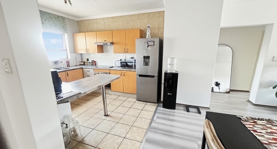 2 Bedroom Property for Sale in Sunninghill Gauteng