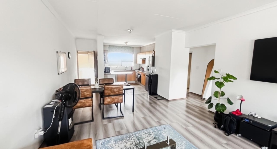 2 Bedroom Property for Sale in Sunninghill Gauteng