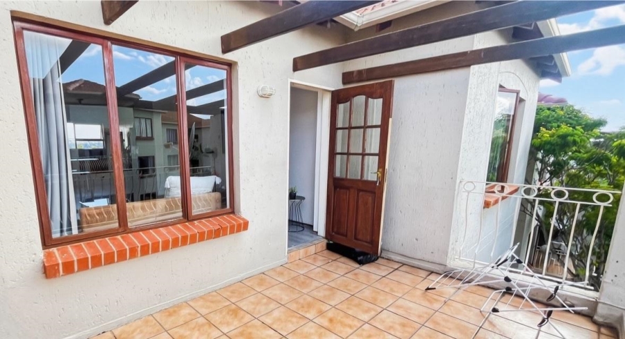 2 Bedroom Property for Sale in Sunninghill Gauteng