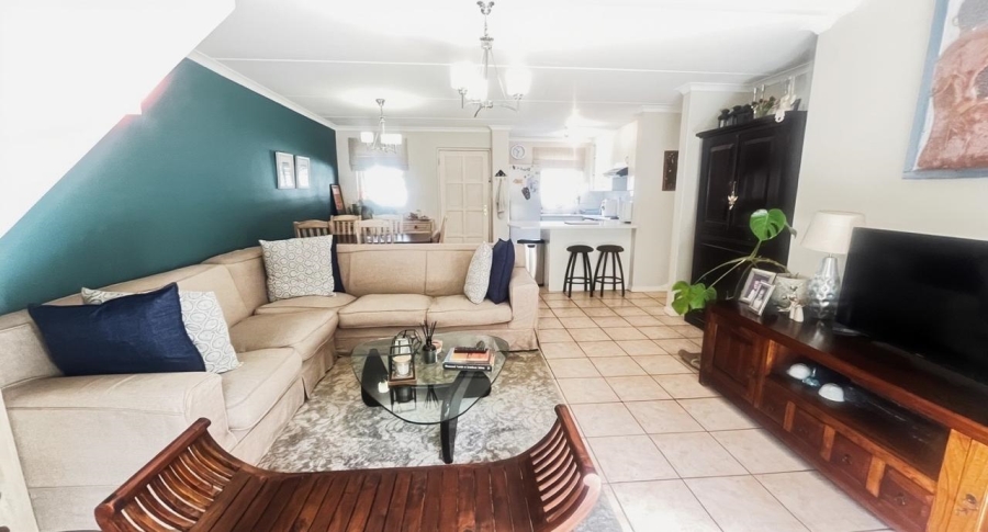 2 Bedroom Property for Sale in Sunninghill Gauteng