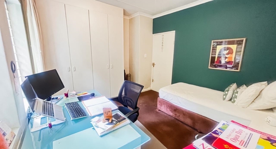 2 Bedroom Property for Sale in Sunninghill Gauteng