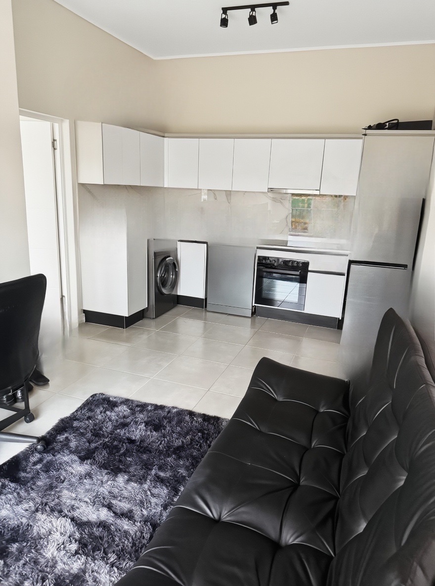 1 Bedroom Property for Sale in Waterfall Gauteng