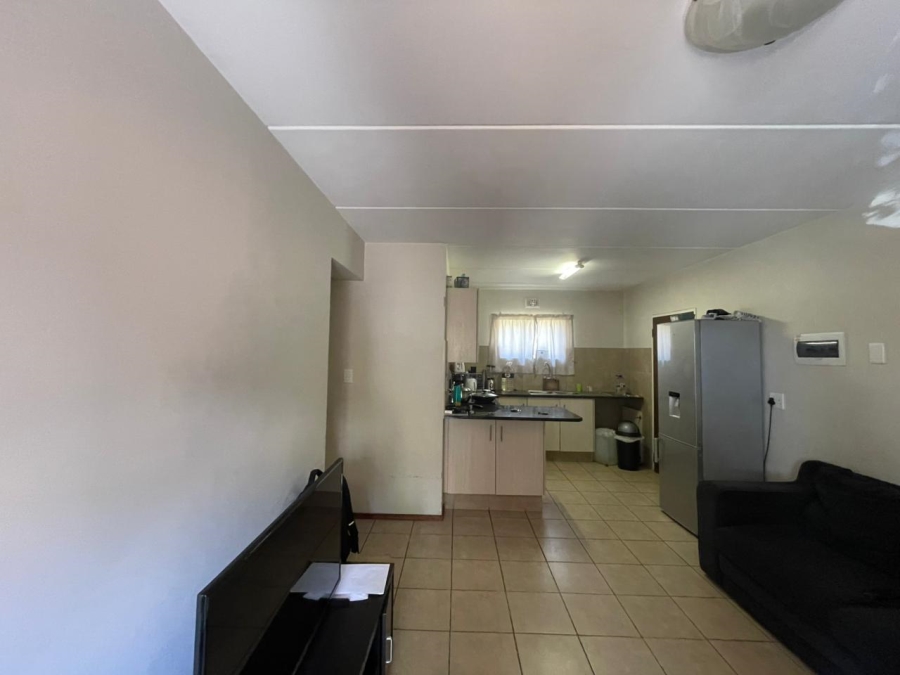 2 Bedroom Property for Sale in Noordwyk Gauteng