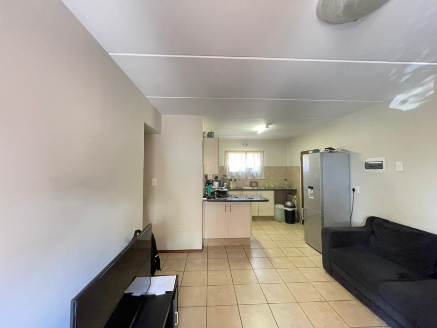 2 Bedroom Property for Sale in Noordwyk Gauteng